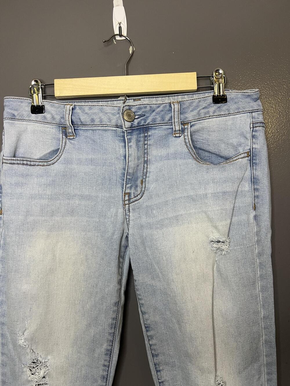 American Eagle Outfitters Jegging Jeans Womens 12 X-Long Light Wash Distressed